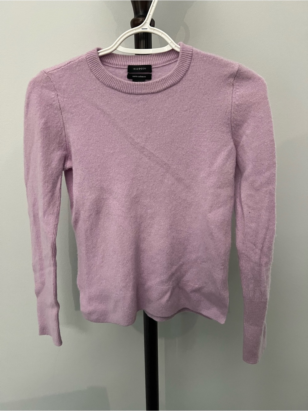 Halogen 100% Cashmere Lilac Crewneck Sweater